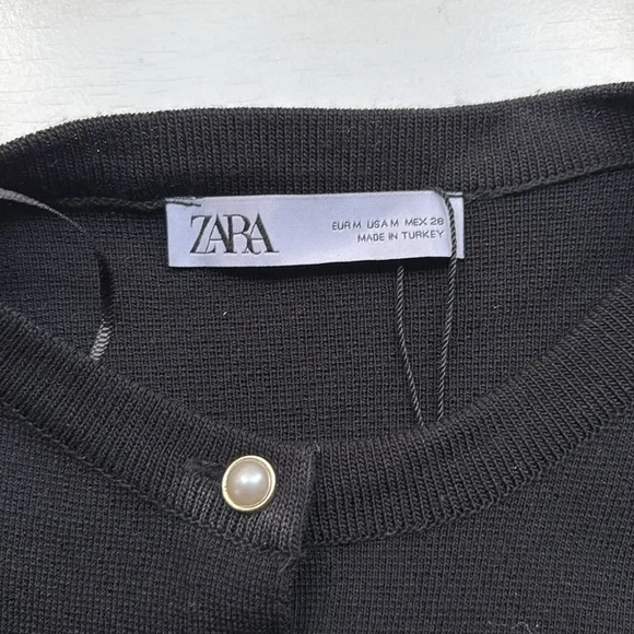 Zara Black Viscose Knit Cardigan with Padded Shoulders and Pearl Buttons - Picture 5 of 10